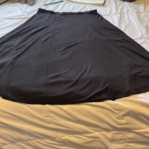 Dark brown Jones New York skirt. Women’s size large